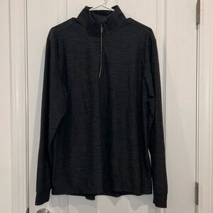 Greg Norman Utility 1/4 Zip Pullover, Size Medium
